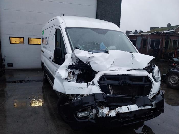 Ford Transit 2.0 TDCi 16V Eco Blue 130 Épave (2020, Blanc)