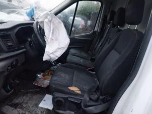 Ford Transit 2.0 TDCi 16V Eco Blue 130 Épave (2020, Blanc)