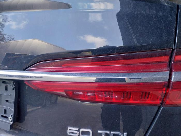 Audi A6 3.0 V6 24V 50 TDI Mild hybrid Quattro Épave (2019, Noir)