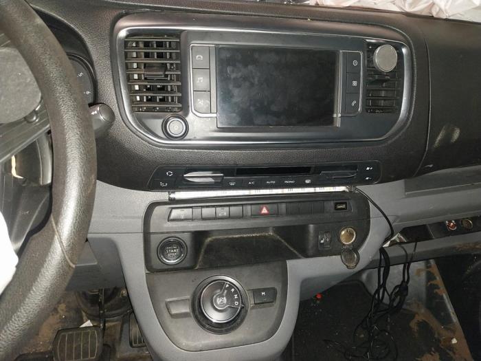 Opel Vivaro 2.0 CDTI 177 Vehículo de desguace (2020, Negro)