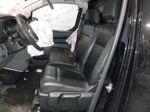 Opel Vivaro 2.0 CDTI 177 Vehículo de desguace (2020, Negro)