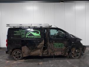 Opel Vivaro 2.0 CDTI 177 Vehículo de desguace (2020, Negro)