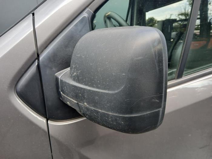 Renault Trafic 1.6 dCi 145 Twin Turbo Vehículo de desguace (2019, Gris)