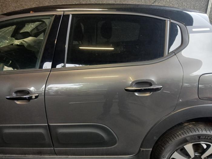 Citroen C3 1.2 Vti 12V PureTech Épave (2024, Gris)