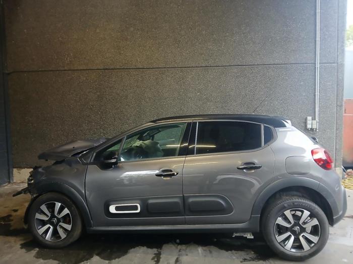 Citroen C3 1.2 Vti 12V PureTech Épave (2024, Gris)