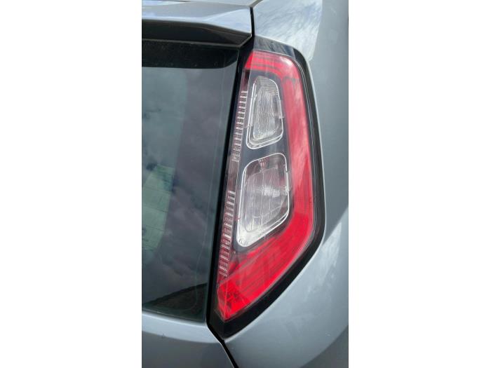 Fiat Punto Evo 1.4 Skrotfordon (2012, LICHT BLAUW)