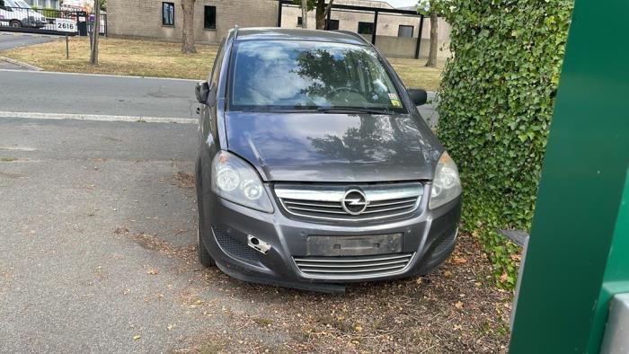 Opel Zafira 1.7 CDTi 16V Skrotfordon (2010, GRIJS)