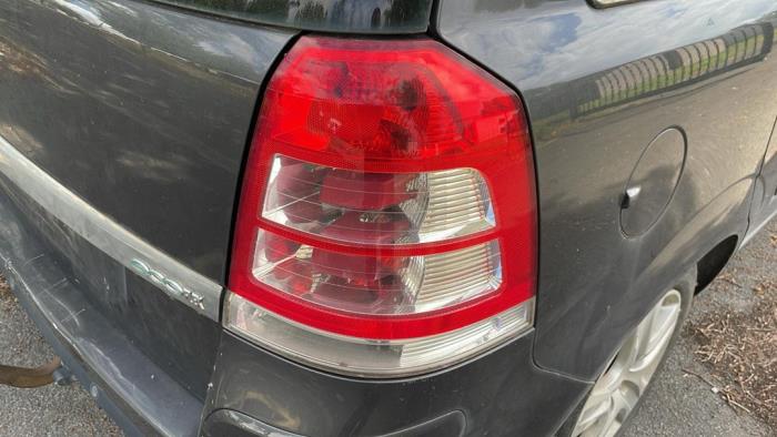 Opel Zafira 1.7 CDTi 16V Skrotfordon (2010, GRIJS)