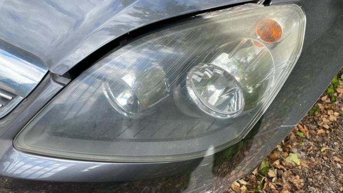 Opel Zafira 1.7 CDTi 16V Skrotfordon (2010, GRIJS)