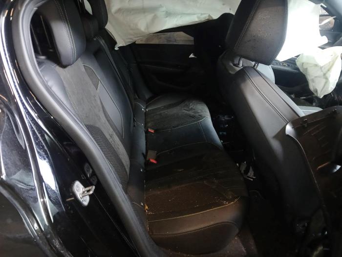 Peugeot 308 1.2 12V PureTech 130 Skrotfordon (2024, ZWART)