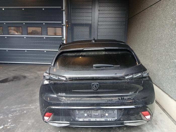 Peugeot 308 1.2 12V PureTech 130 Skrotfordon (2024, ZWART)