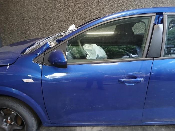 Dacia Sandero III 1.0 TCe 90 12V Skrotfordon (2025, BLAUW)