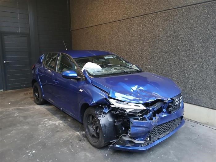 Dacia Sandero III 1.0 TCe 90 12V Skrotfordon (2025, BLAUW)