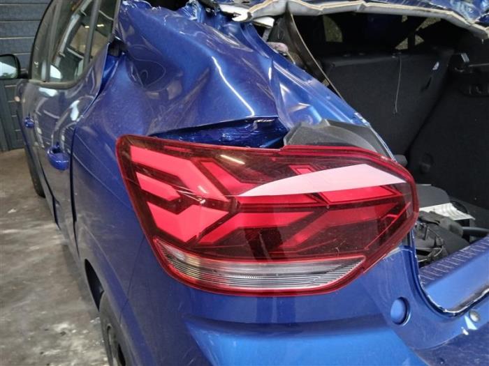 Dacia Sandero III 1.0 TCe 90 12V Skrotfordon (2025, BLAUW)