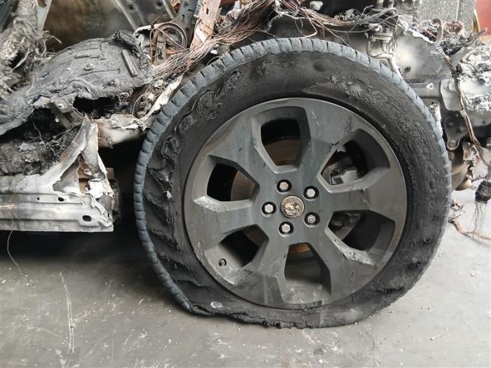 Landrover Defender II 2.0 D240 Salvage vehicle (2020, Black)