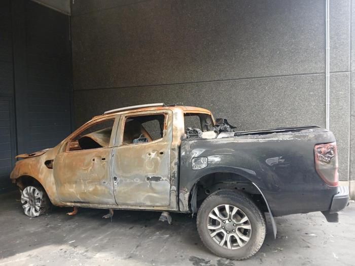 Ford Ranger 3.2 TDCI 20V 4x4 Vehículo de desguace (2019, Negro)