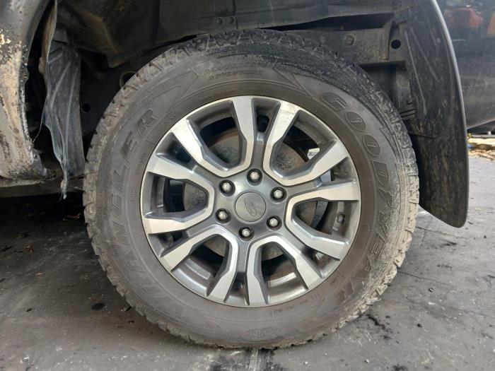 Ford Ranger 3.2 TDCI 20V 4x4 Vehículo de desguace (2019, Negro)