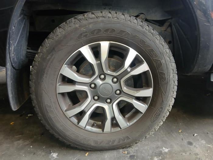 Ford Ranger 3.2 TDCI 20V 4x4 Vehículo de desguace (2019, Negro)