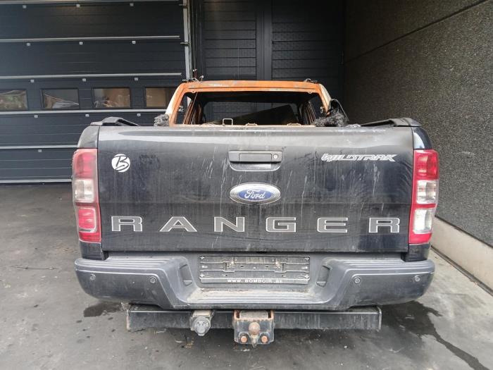 Ford Ranger 3.2 TDCI 20V 4x4 Vehículo de desguace (2019, Negro)