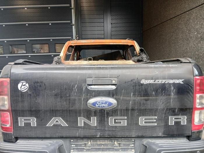 Ford Ranger 3.2 TDCI 20V 4x4 Vehículo de desguace (2019, Negro)