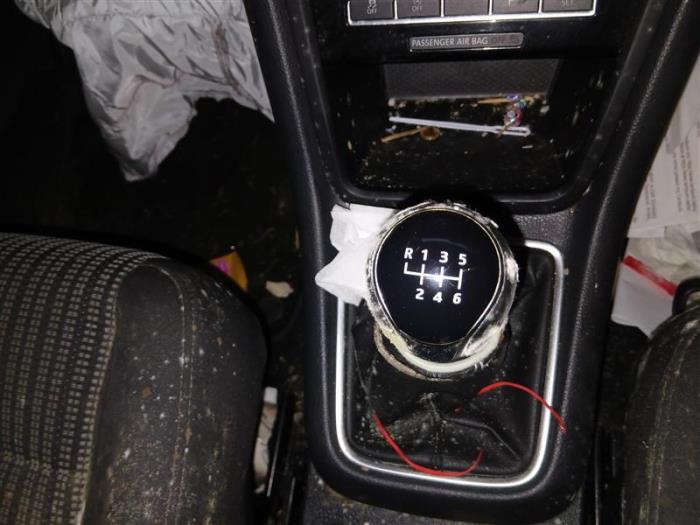 Seat Alhambra 2.0 TDI 16V Samochód złomowany (2018, Czarny)