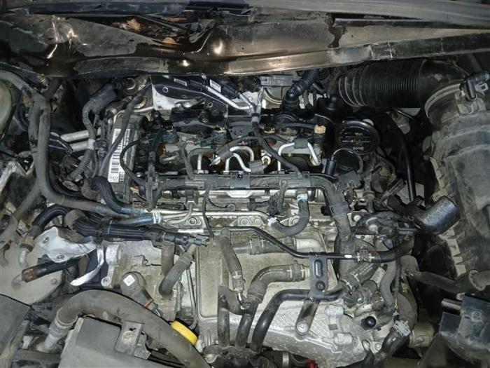 Seat Alhambra 2.0 TDI 16V Samochód złomowany (2018, Czarny)