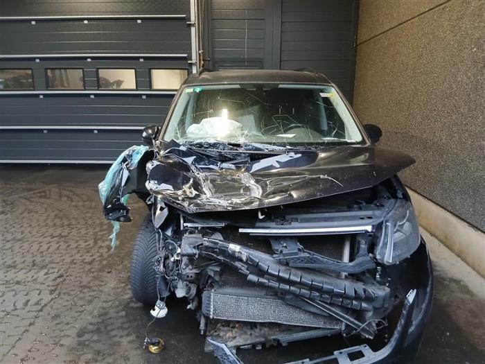 Seat Alhambra 2.0 TDI 16V Samochód złomowany (2018, Czarny)