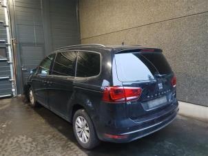 Seat Alhambra 2.0 TDI 16V Samochód złomowany (2018, Czarny)