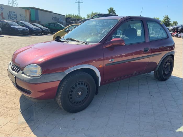 Opel Corsa B 73 78 79 1 4i Schrott Baujahr 1997 Farbe Rot Proxyparts De