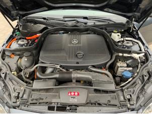 Mercedes E E-300 BlueTec Hybrid V6 24V Samochód złomowany (2014, Szary)