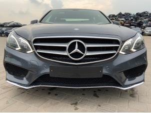 Mercedes E E-300 BlueTec Hybrid V6 24V Samochód złomowany (2014, Szary)