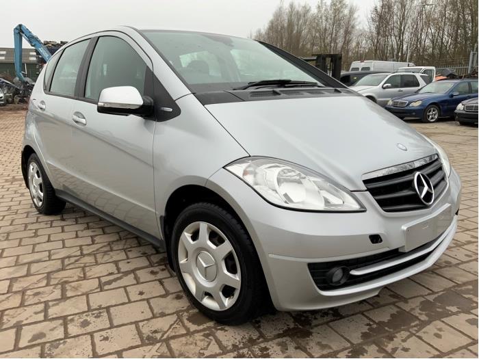 Mercedes A 1.5 A-160 Salvage vehicle (2009, Gray)