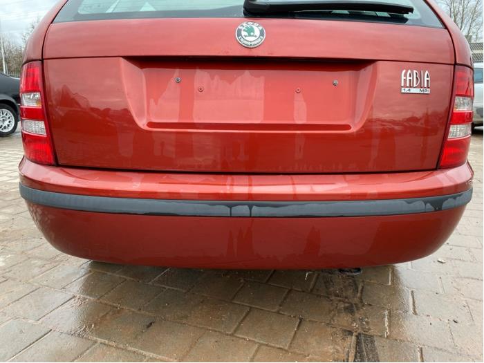Skoda Fabia 1.4i Schrottauto (2001, Orange)