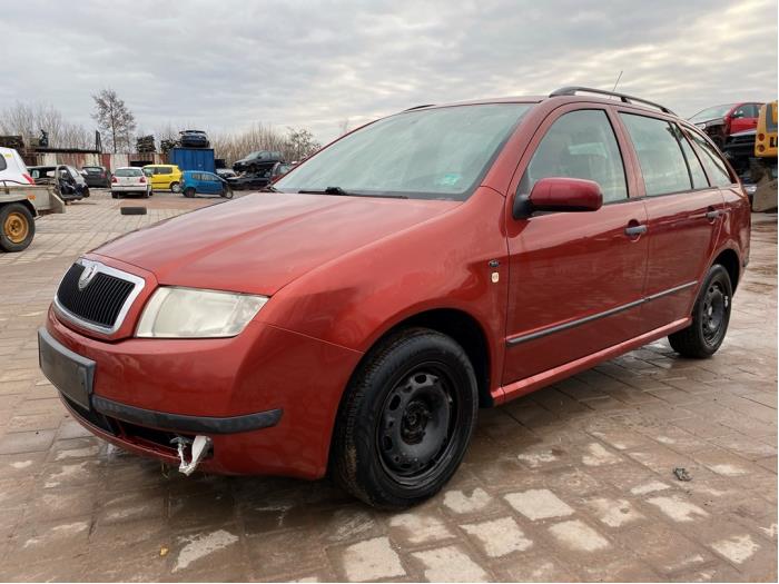 Skoda Fabia 1.4i Schrottauto (2001, Orange)