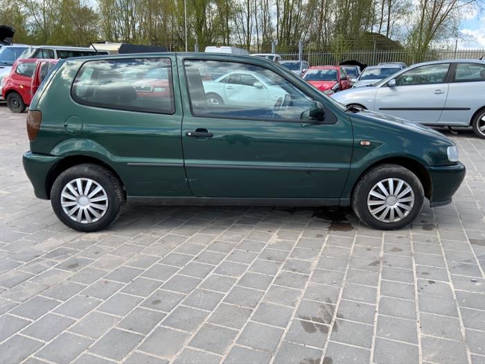 Volkswagen Polo III 1.6i 75 Skrotfordon (1998, GROEN)