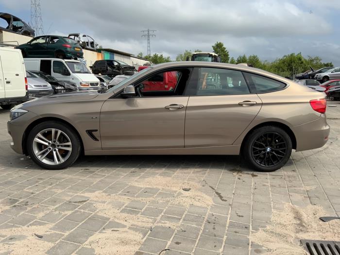 BMW 3 serie Gran Turismo 320d xDrive 2.0 16V Samochód złomowany (2014, Brazowy)