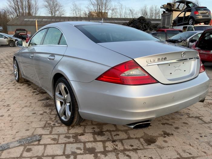 Mercedes CLS 320 CDI 24V Vehículo de desguace (2008, Gris)