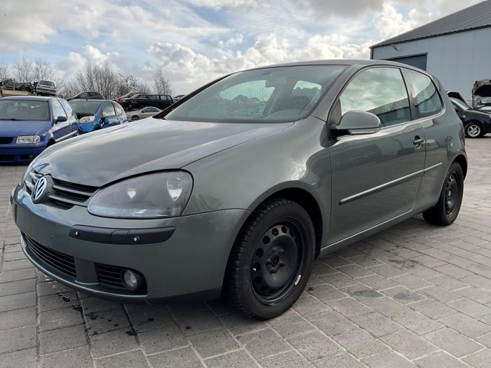 Volkswagen Golf V Fsi V Salvage Vehicle Green