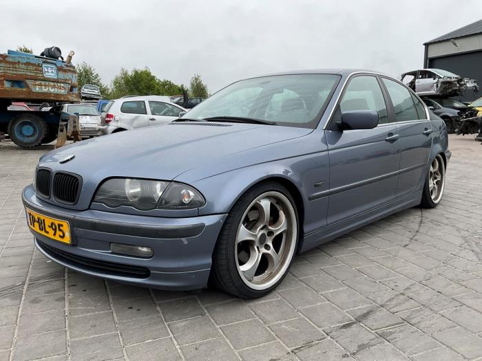 BMW 3 serie 320i 24V Occasion (1998, Blue)