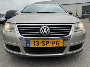 Volkswagen Passat Variant 2.0 TFSI/TSI 16V Samochód złomowany (2006, Bez)