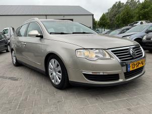 Volkswagen Passat Variant 2.0 TFSI/TSI 16V Samochód złomowany (2006, Bez)