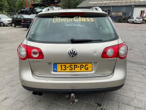 Volkswagen Passat Variant 2.0 TFSI/TSI 16V Samochód złomowany (2006, Bez)