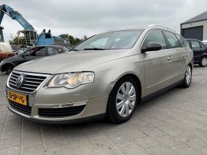 Volkswagen Passat Variant 2.0 TFSI/TSI 16V Samochód złomowany (2006, Bez)