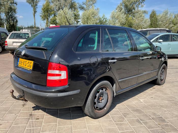 Skoda Fabia 1.4i 16V Salvage vehicle (2007, Black)