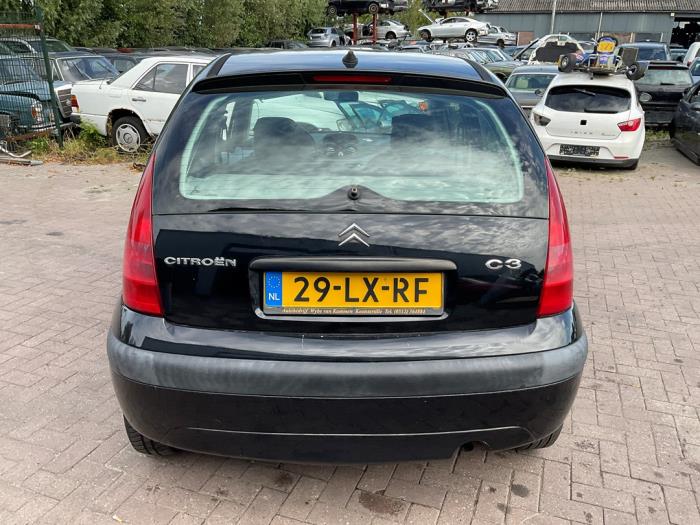 Citroen C3 1.1 Coche dañado (2003, Negro)