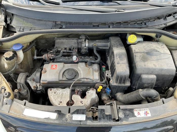 Citroen C3 1.1 Coche dañado (2003, Negro)
