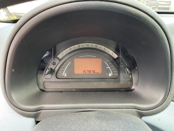 Citroen C3 1.1 Coche dañado (2003, Negro)