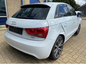 Audi A1 Sportback 1.6 TDI 16V Épave (2013, Blanc)