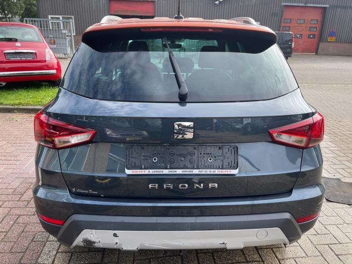 Seat Arona 1.0 TSI 12V Épave (2018, Bleu)