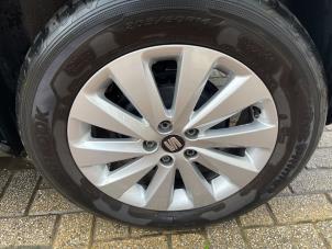 Seat Arona 1.0 TSI 12V Épave (2018, Bleu)